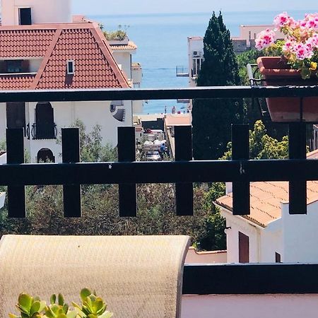 Sea View 2 Bedroom Vacation Apartment 贾迪尼-纳克索斯 外观 照片